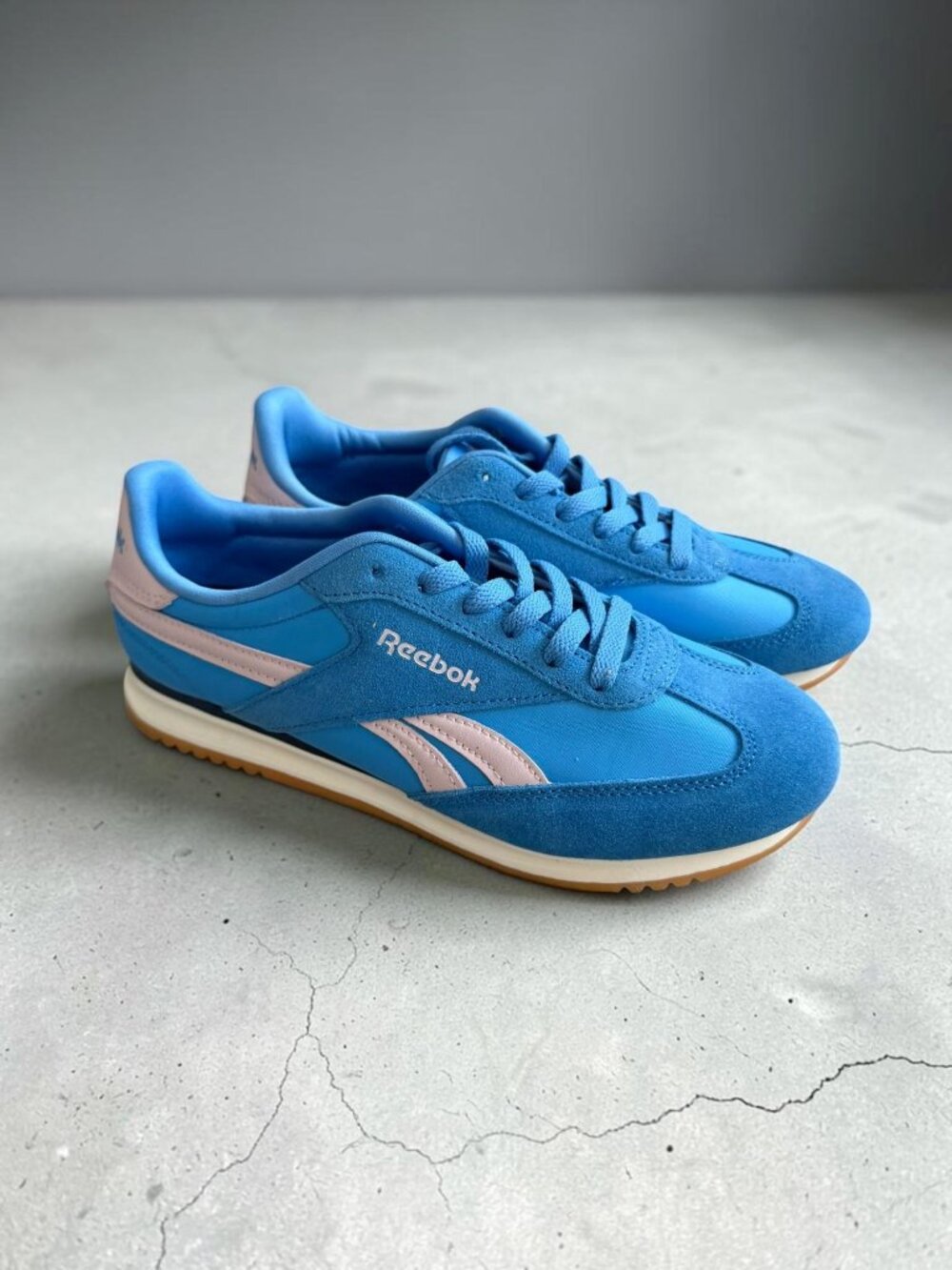 REEBOK Women's Fiori Pink Blue Sneakers Size 7.5 NEW NWOB